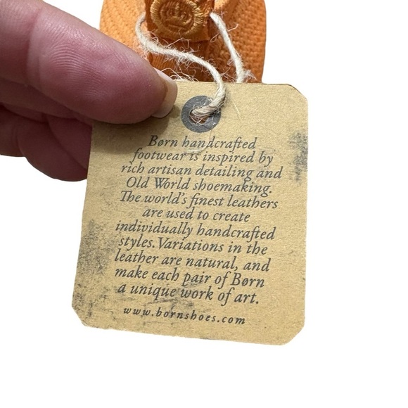 BORN Patton Slip-on Walking Shoes in Papaya Size 10 NWT - Picture 7 of 9